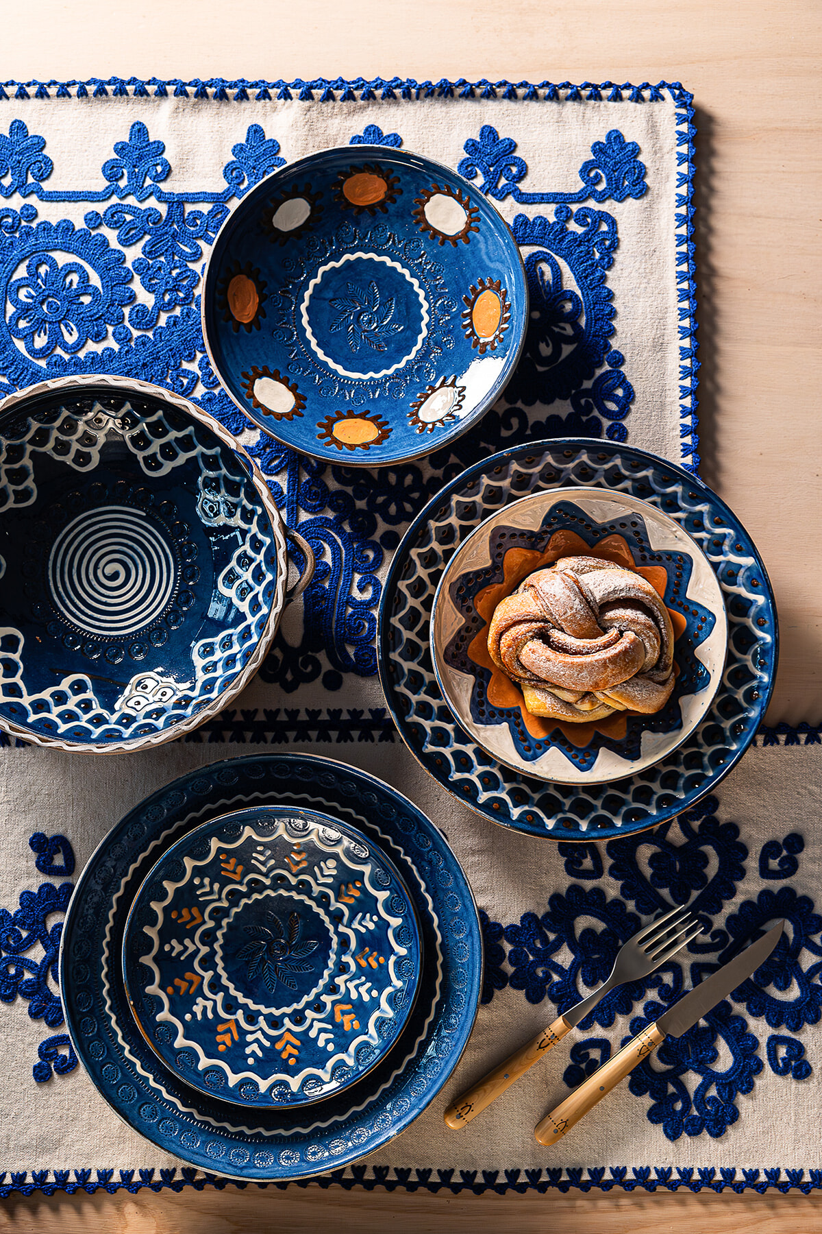 東欧民藝陶器ルーマニアトランシルバニアアンティーク飾り皿プレート